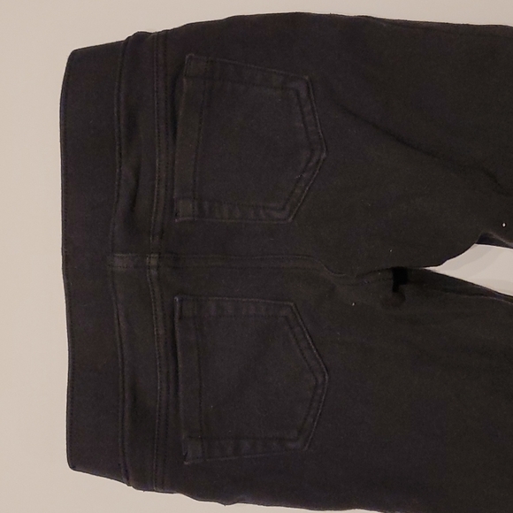 Jumping beans bundle size 6. T-shirt, long sleeve button up, black pants - Picture 10 of 10